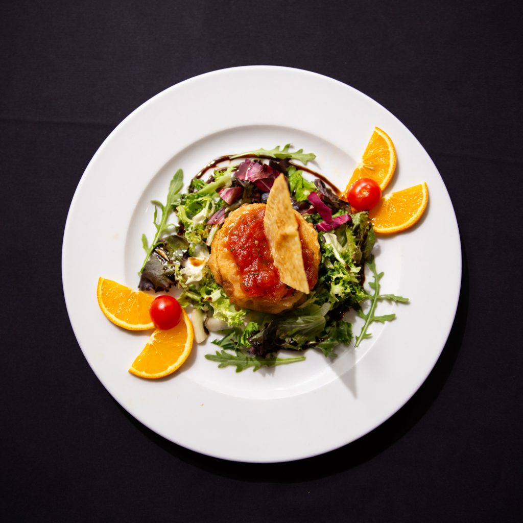 Ensalada con croquant de queso de cabra